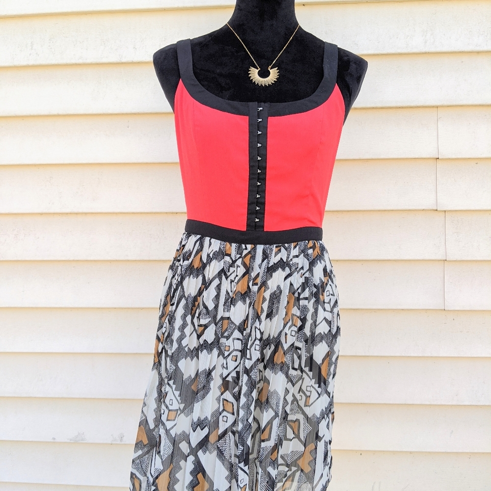 BB Dakota Size 4 Midi Chiffon Dress